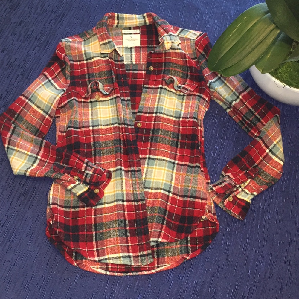 American Eagle 🦅 fitted flannel